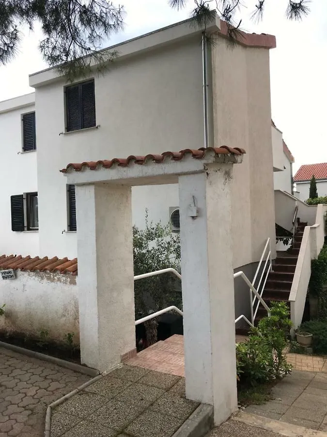 Studio Apartment Laura Punat